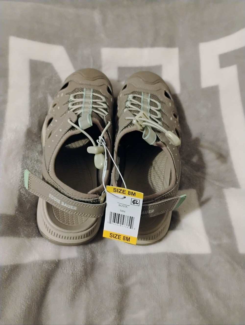 Women's Brand New Rare Tan & Mint Green Eddie Bauer Sandals U.S. Size 8 - Picture 4 of 5